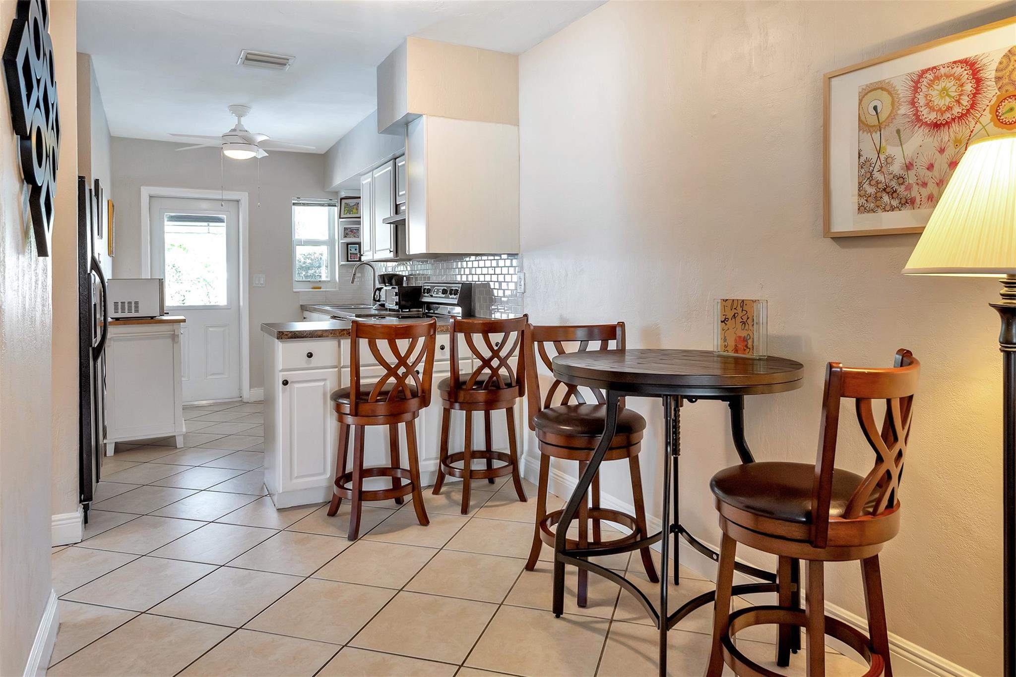 Coral Gardens Amd 32-21 B - Residential Lease