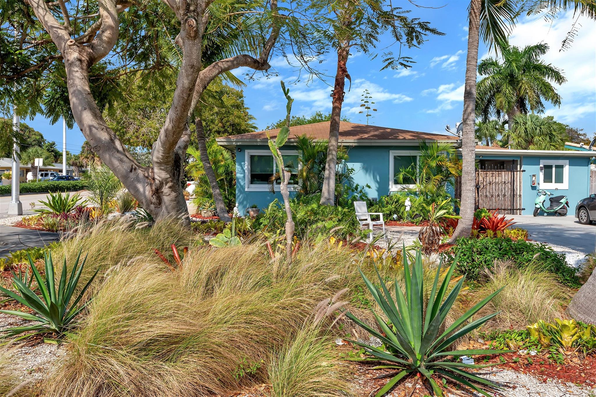 Coral Gardens Amd 32-21 B - Residential Lease