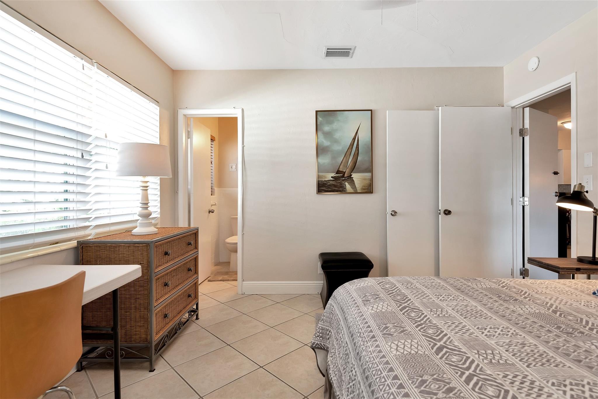 Coral Gardens Amd 32-21 B - Residential Lease