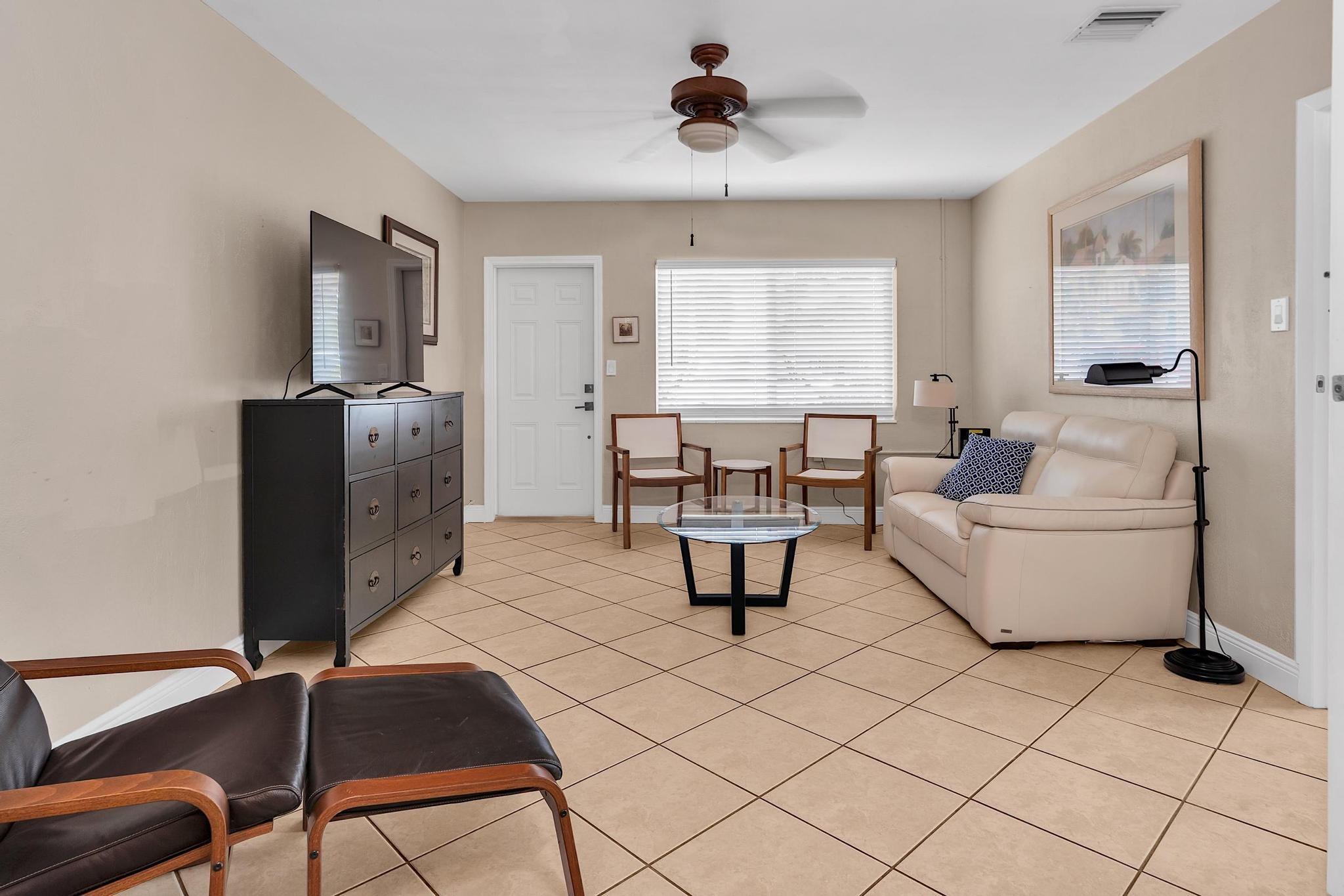 Coral Gardens Amd 32-21 B - Residential Lease