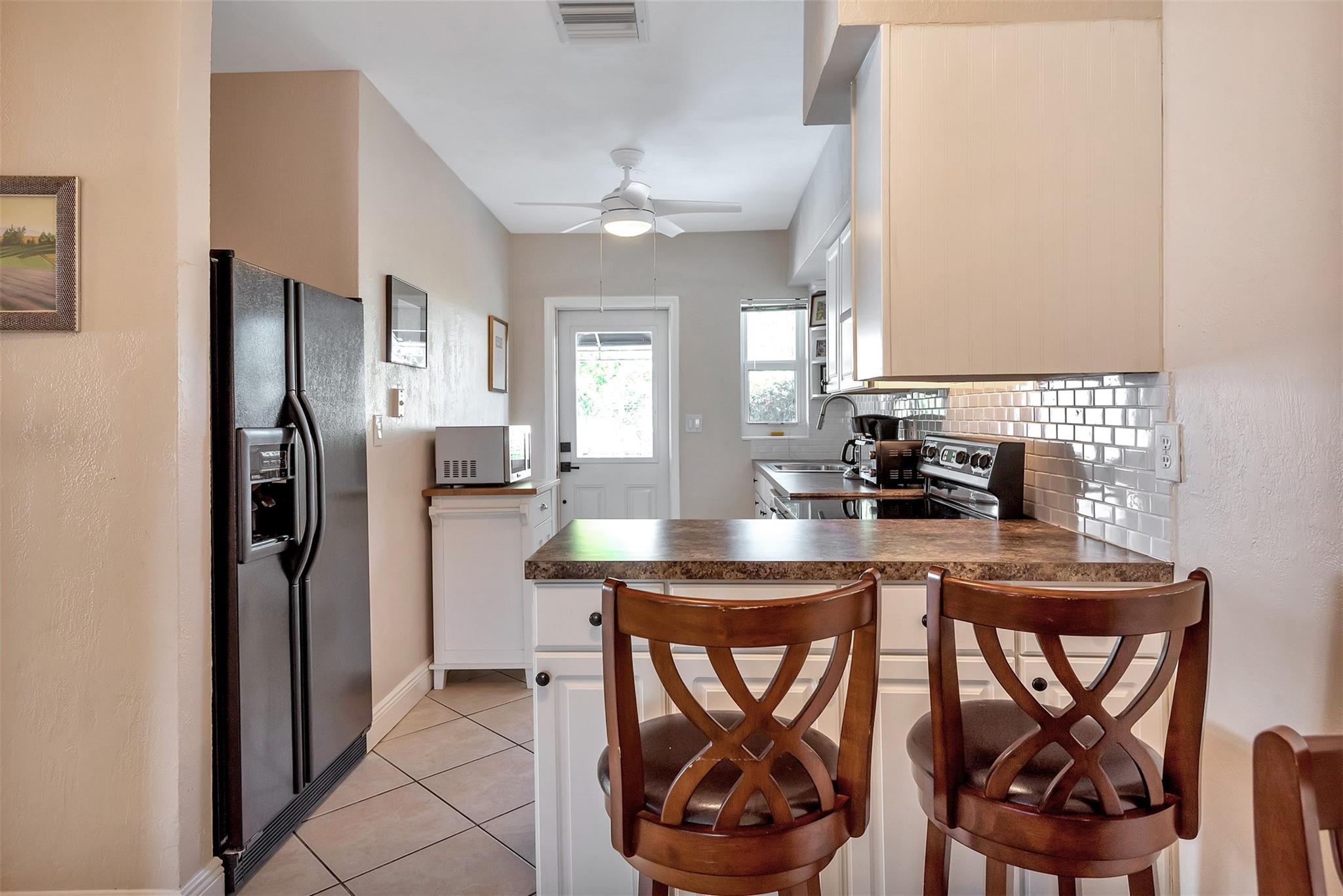 Coral Gardens Amd 32-21 B - Residential Lease