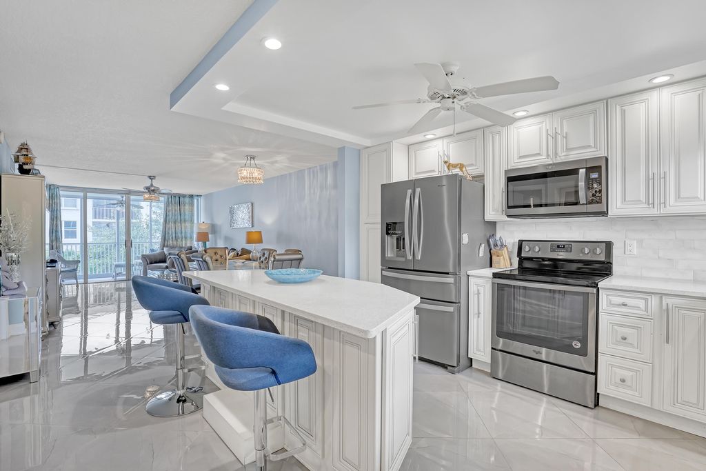 Photo of 2018 S Federal Highway #304, Boynton Beach, FL 33435 (MLS # R11067764)