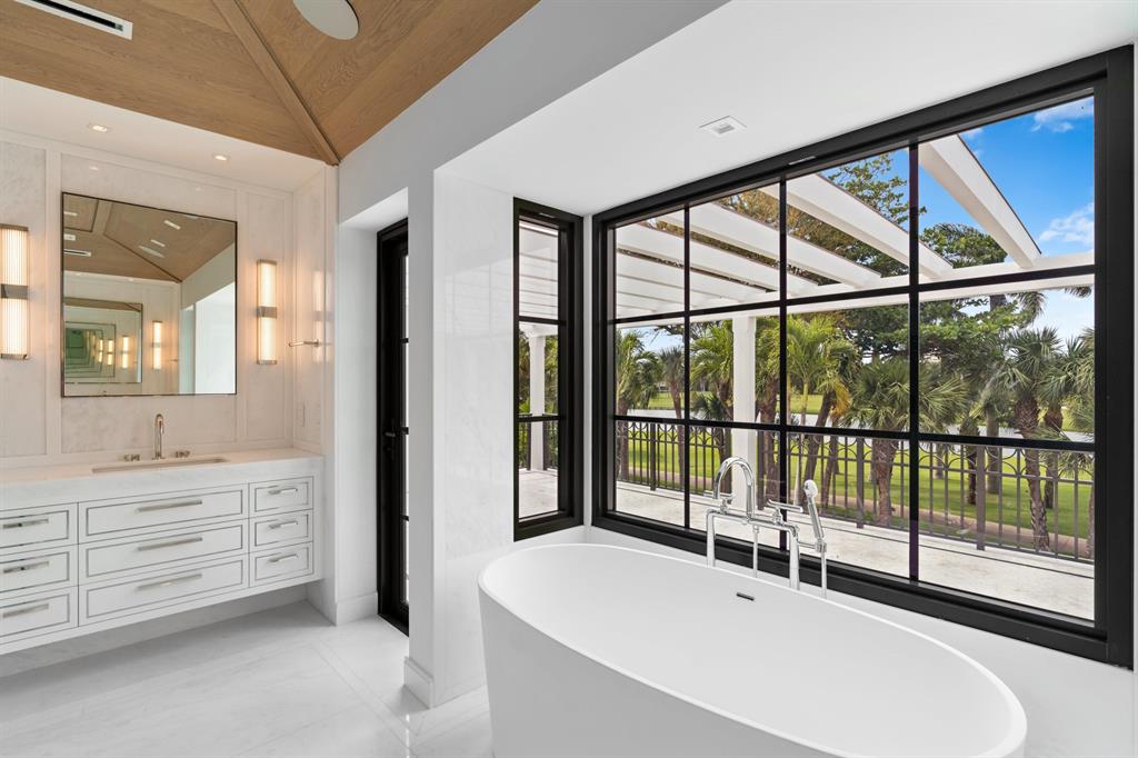 REVERIE - Residential