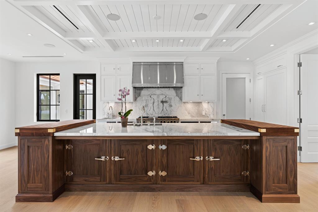 REVERIE - Residential