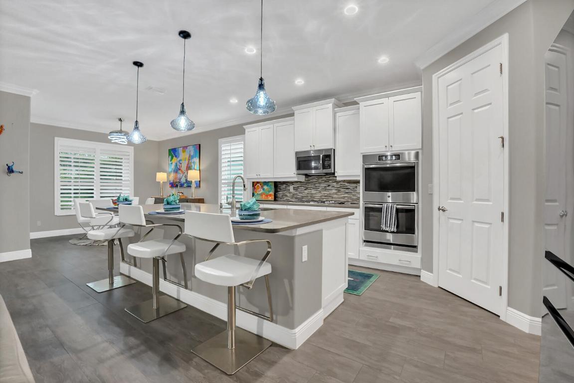 10127 SW Cypress Wood Court