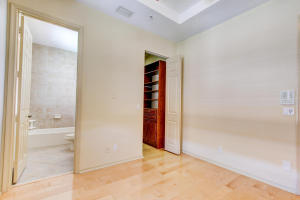 ABACOA TOWN CENTER 3 - Residential Lease