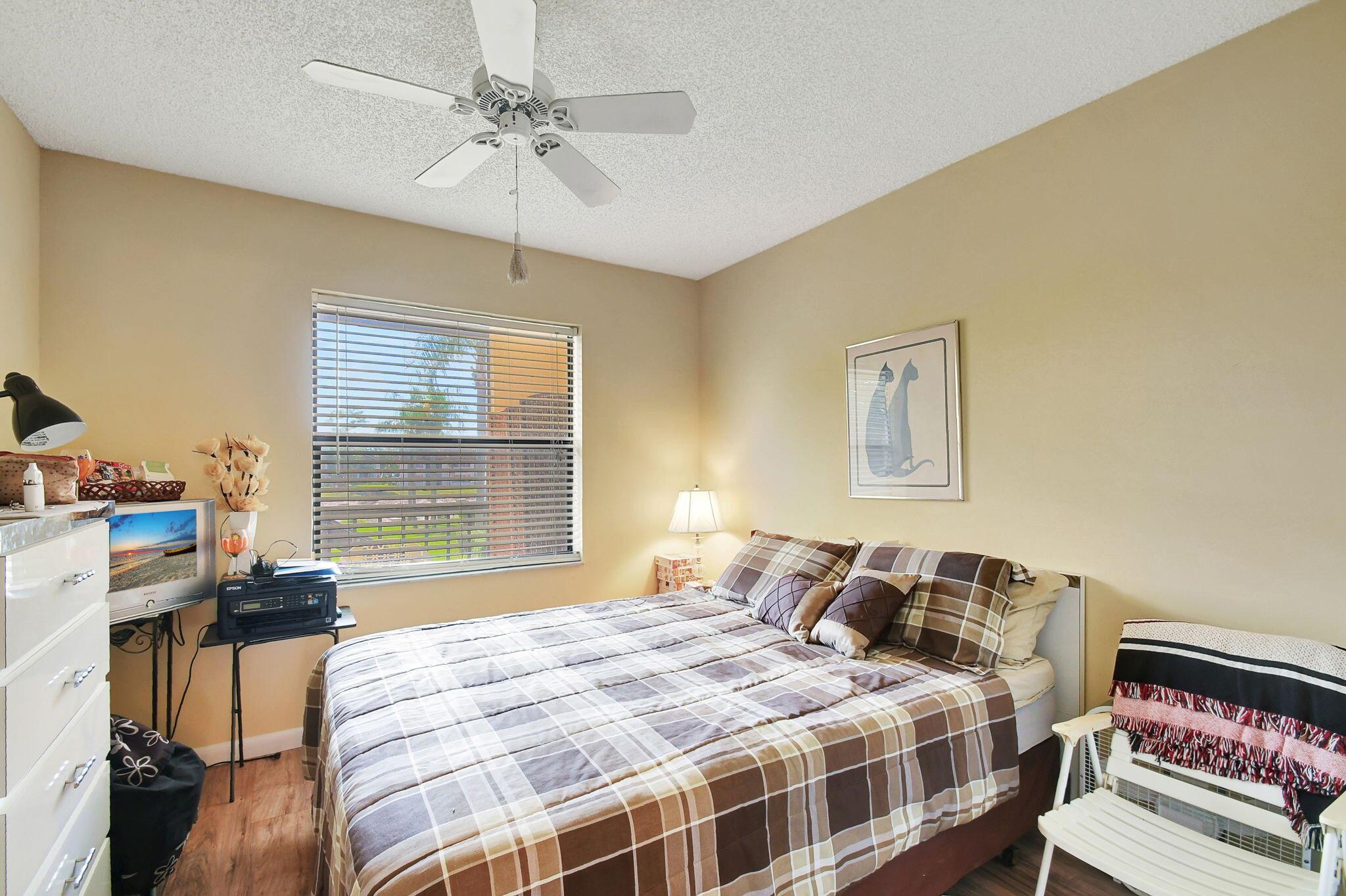 LUCERNE LAKES GOLF COLONY - Residential