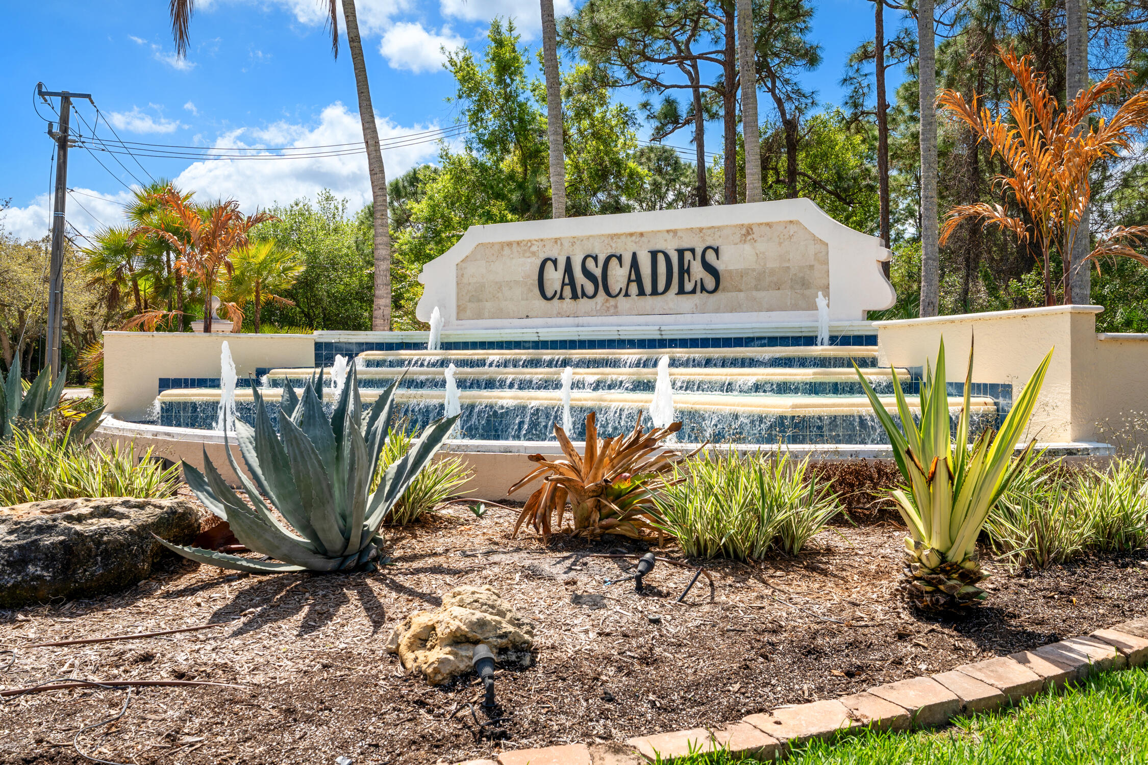 CASCADES AT ST LUCIE WEST - Residential