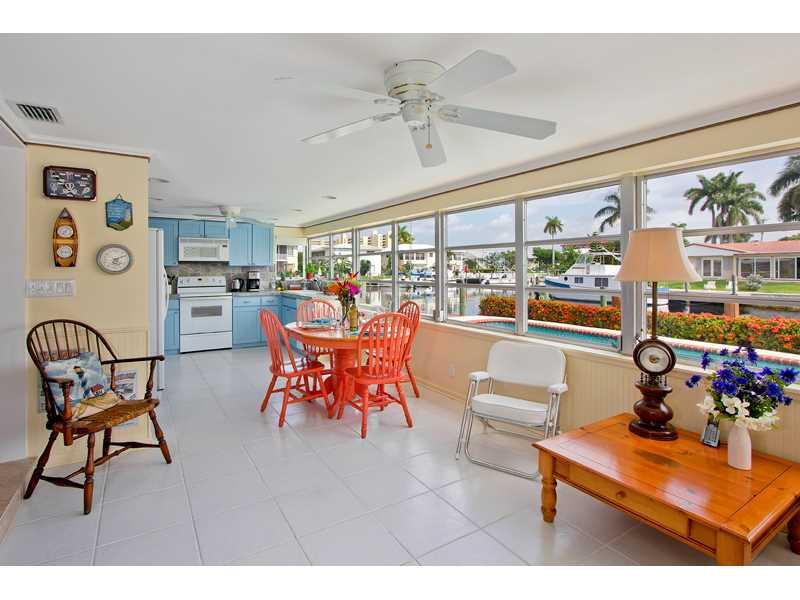 SANTA BARBARA SHORES - Residential