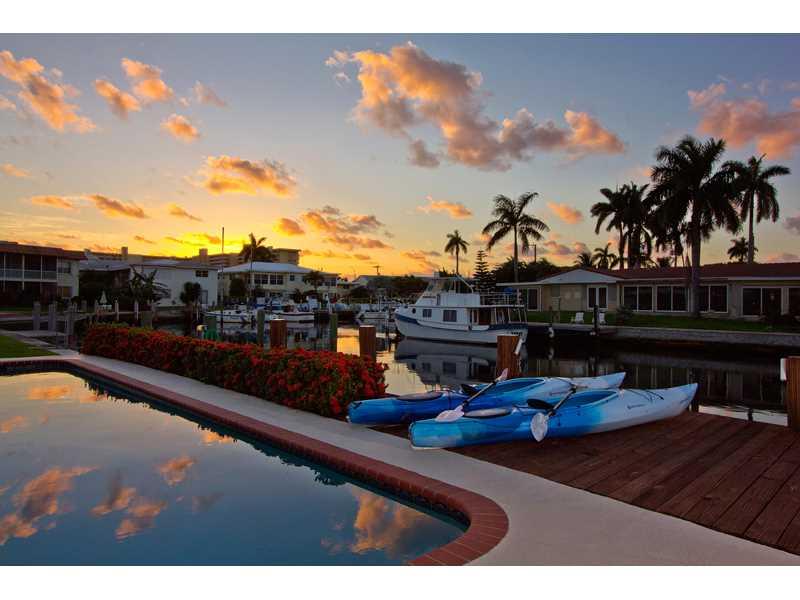 SANTA BARBARA SHORES - Residential