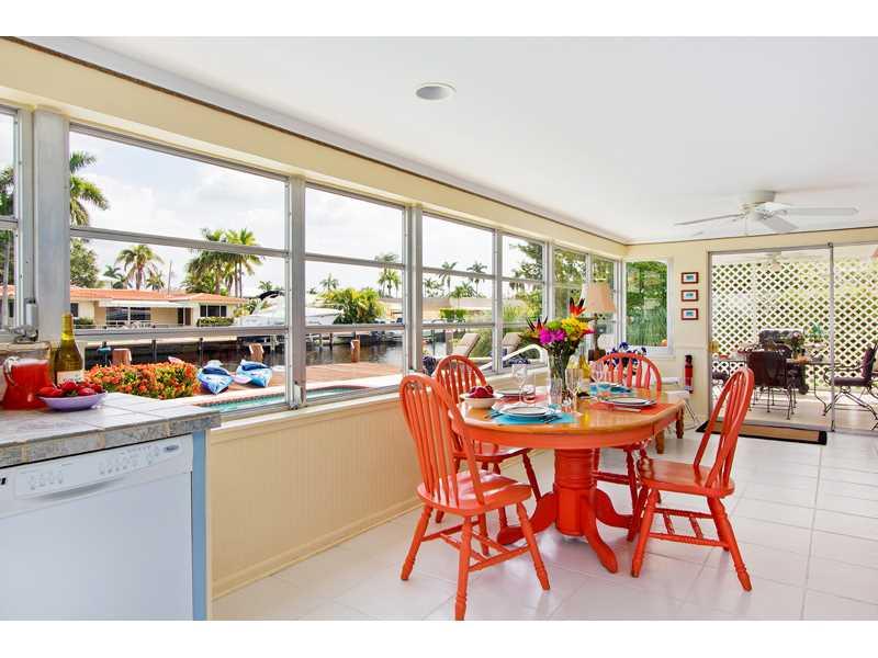 SANTA BARBARA SHORES - Residential