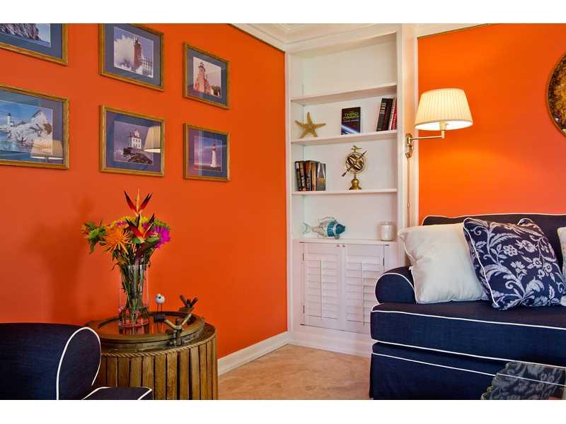 SANTA BARBARA SHORES - Residential