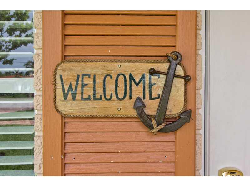 SANTA BARBARA SHORES - Residential