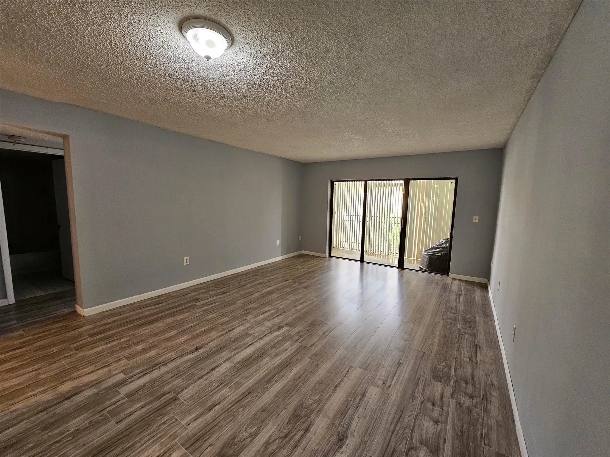 650 NE 149th St Unit F503  