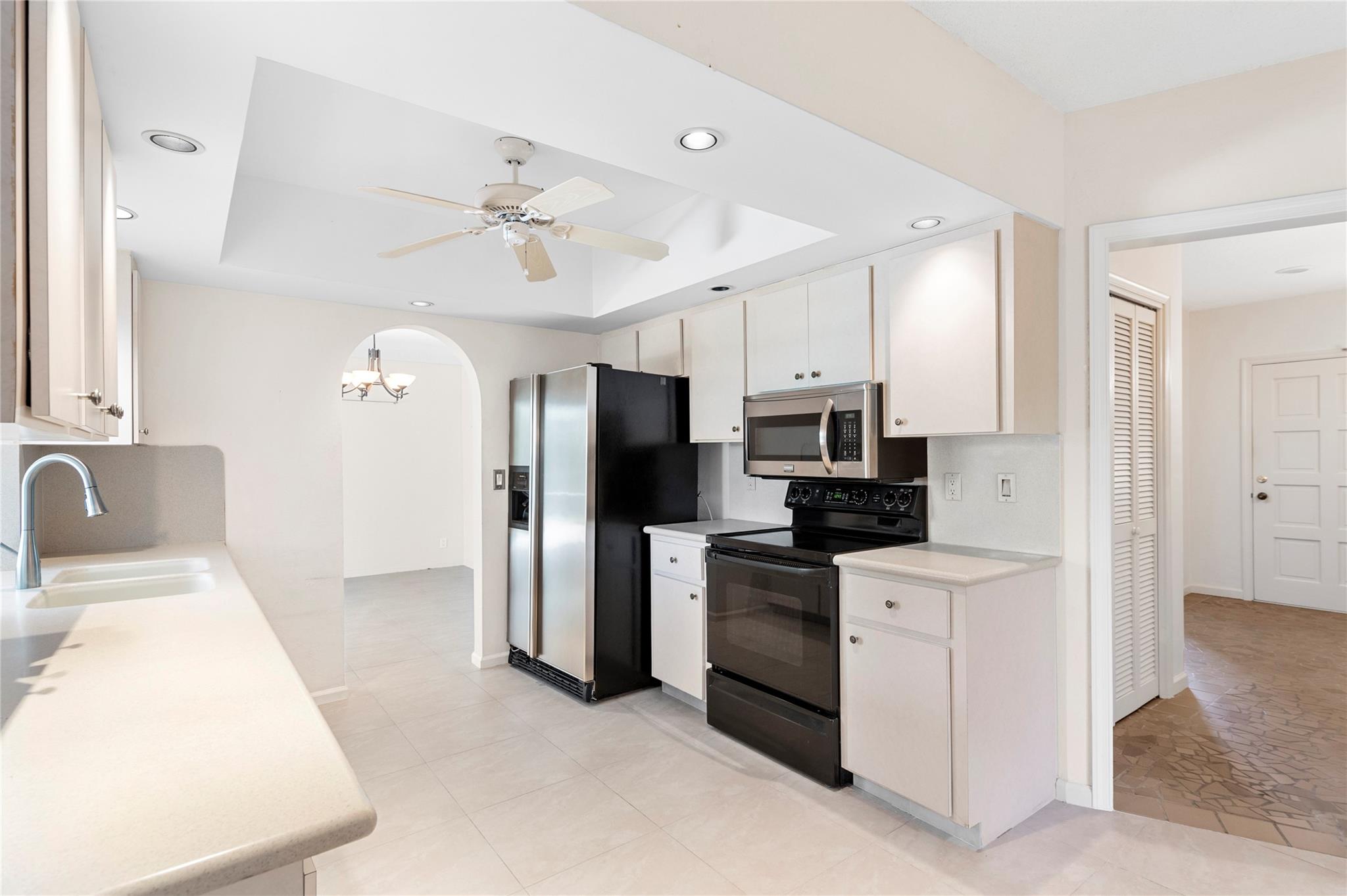 1544 NW 9th St