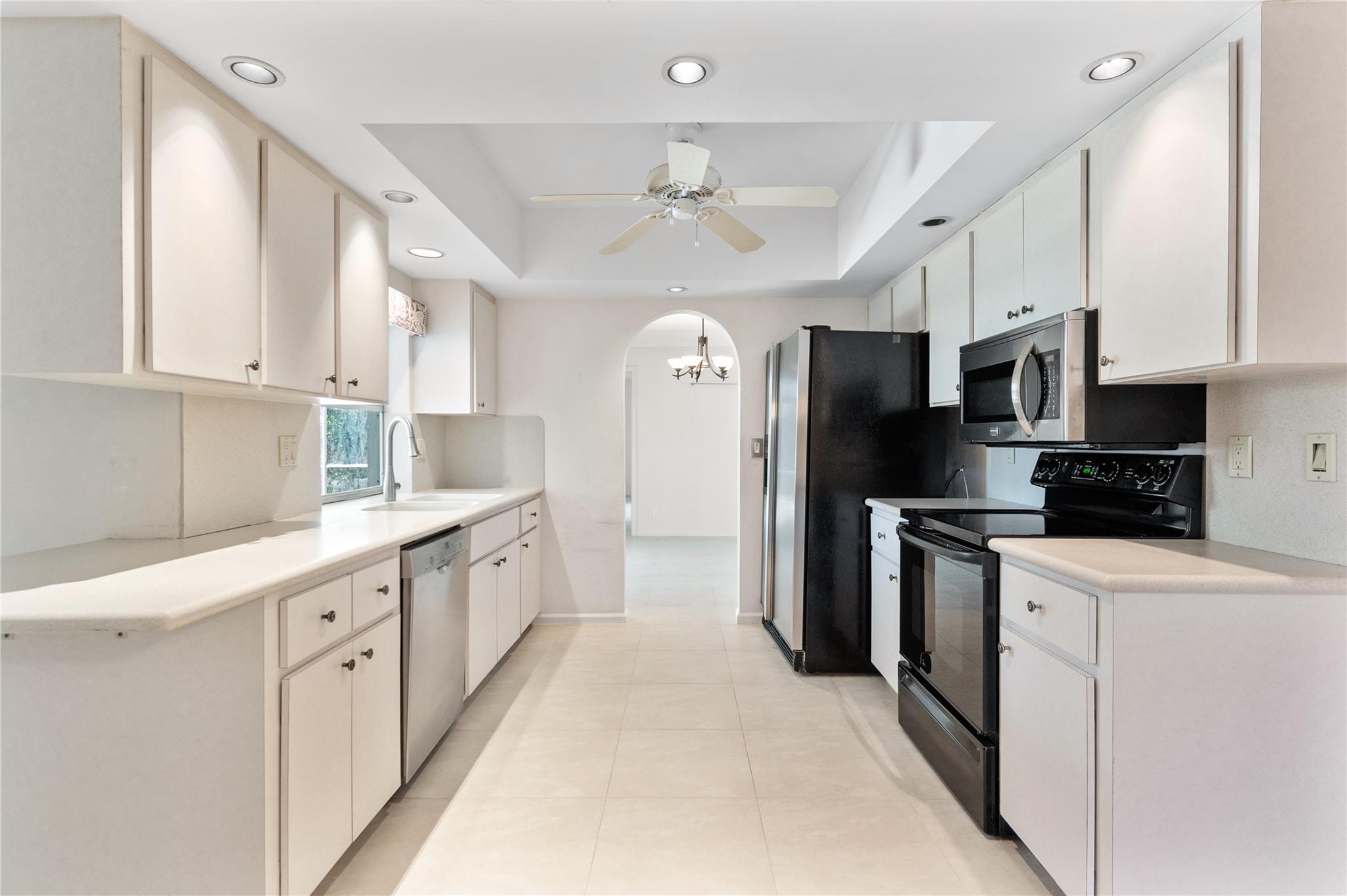 1544 NW 9th St