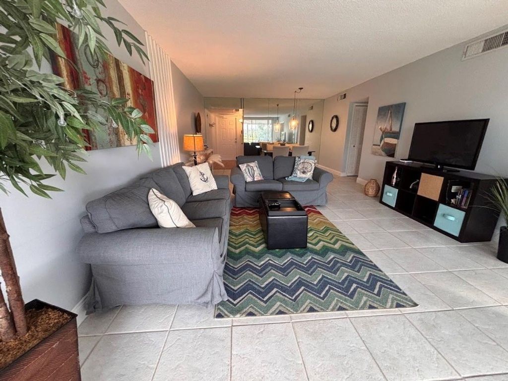 Photo of 2671 S Course Drive #204, Pompano Beach, FL 33069 (MLS # F10548451)