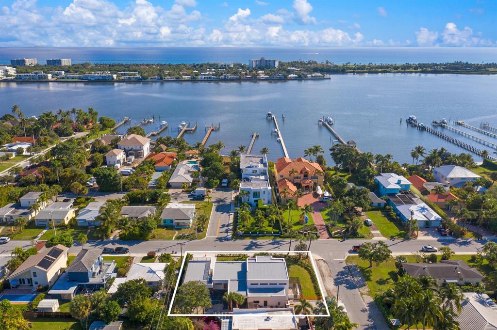 NORTH LAKE WORTH BEACH - Residential
