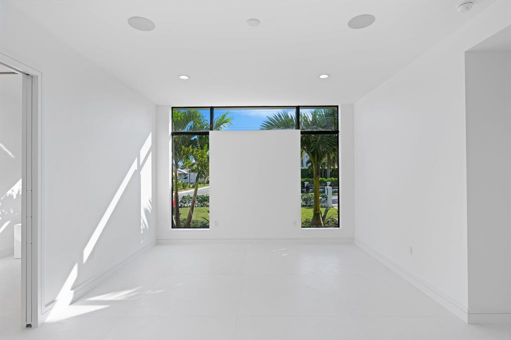 NORTH LAKE WORTH BEACH - Residential