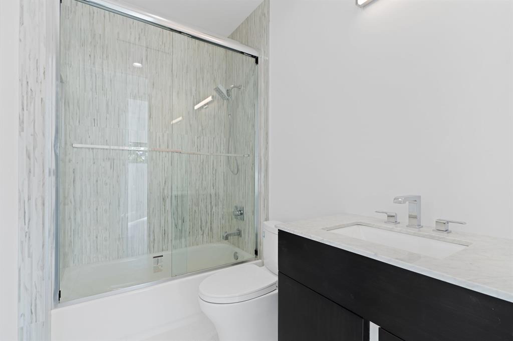 NORTH LAKE WORTH BEACH - Residential