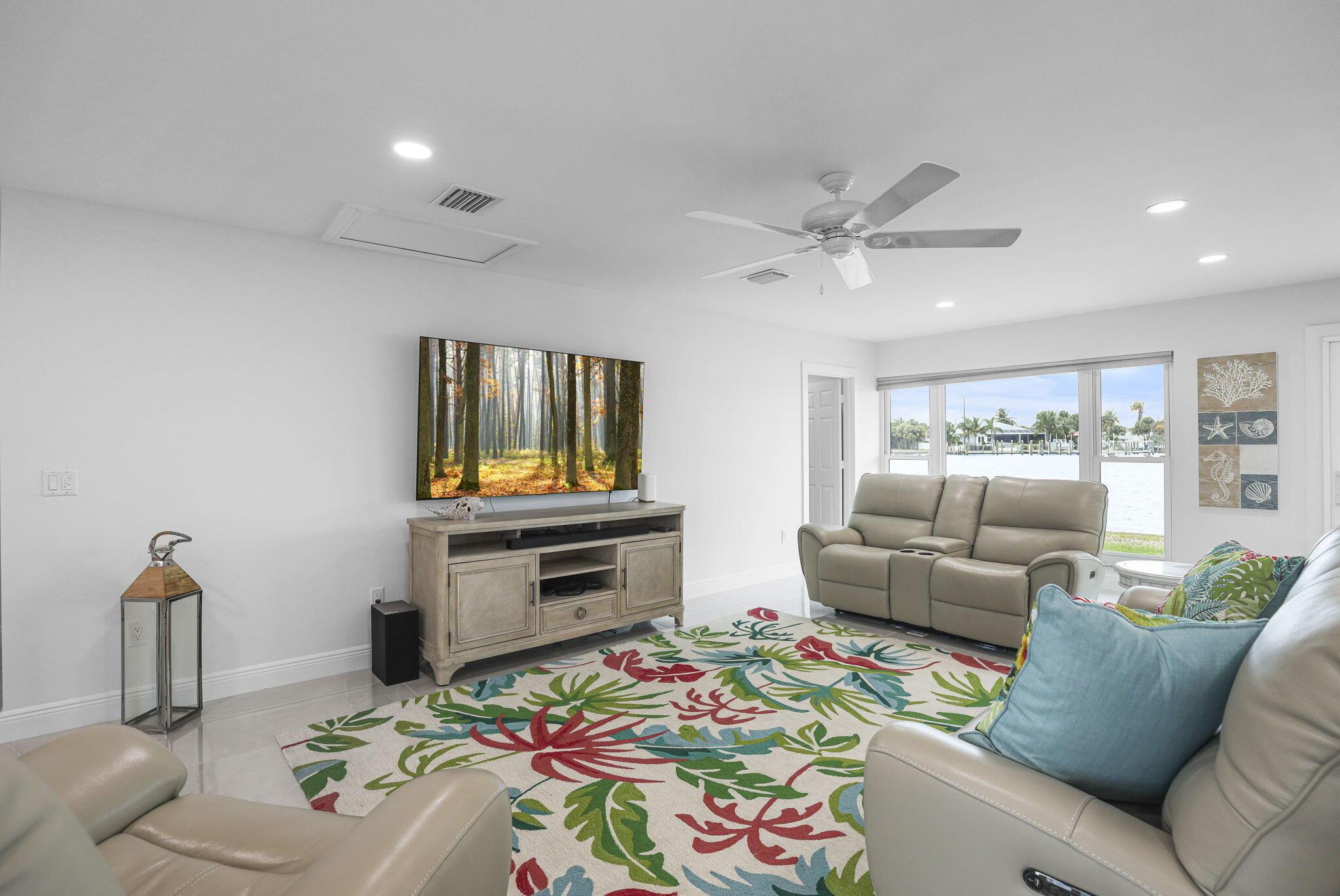 THUMB POINT SUBDIVISION - Residential