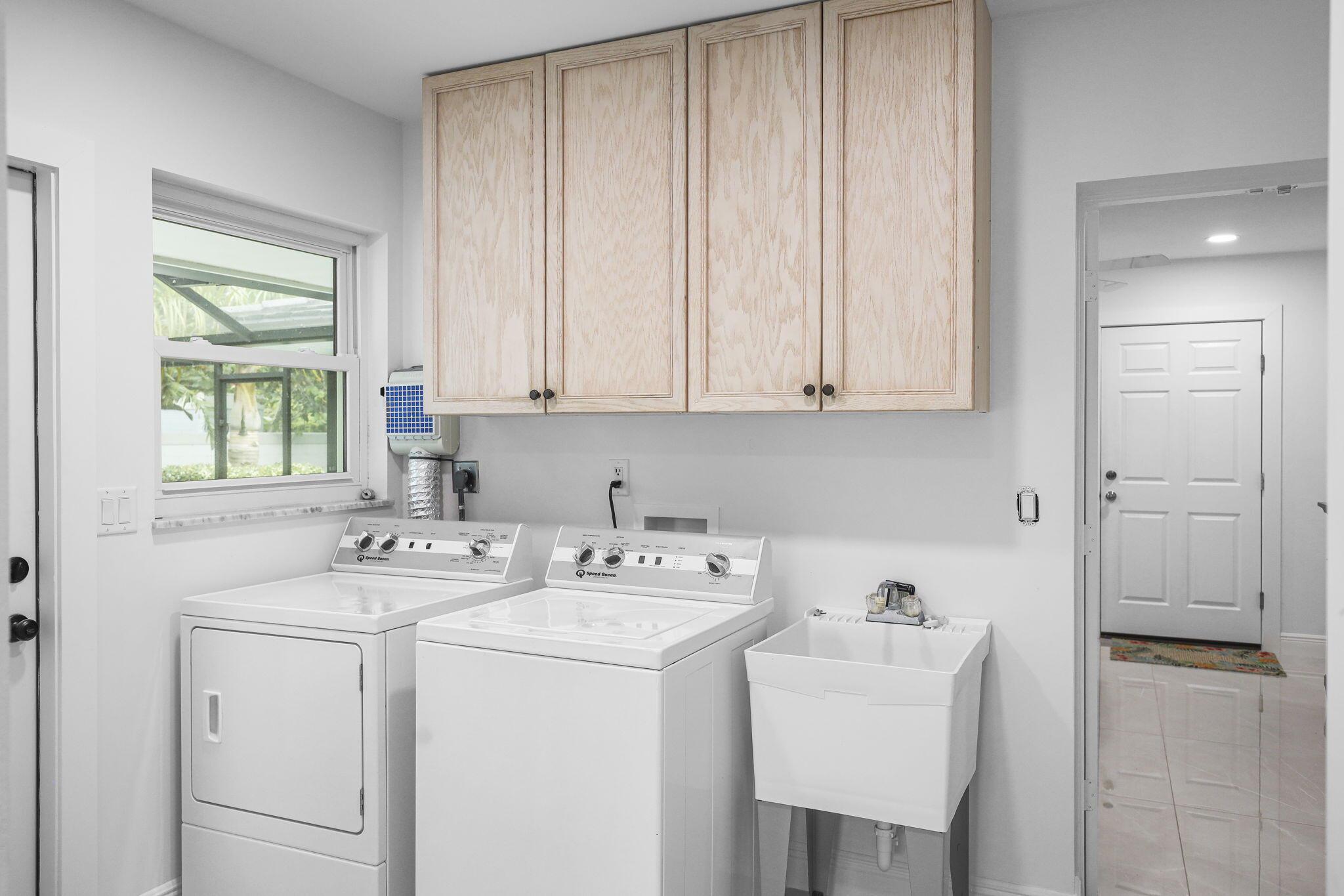 THUMB POINT SUBDIVISION - Residential