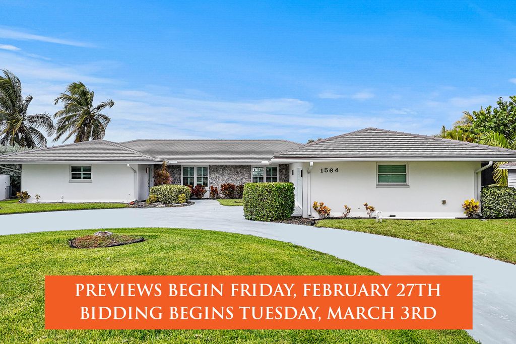 Photo of 1564 Thumb Point Drive, Fort Pierce, FL 34949 (MLS # R11139237)