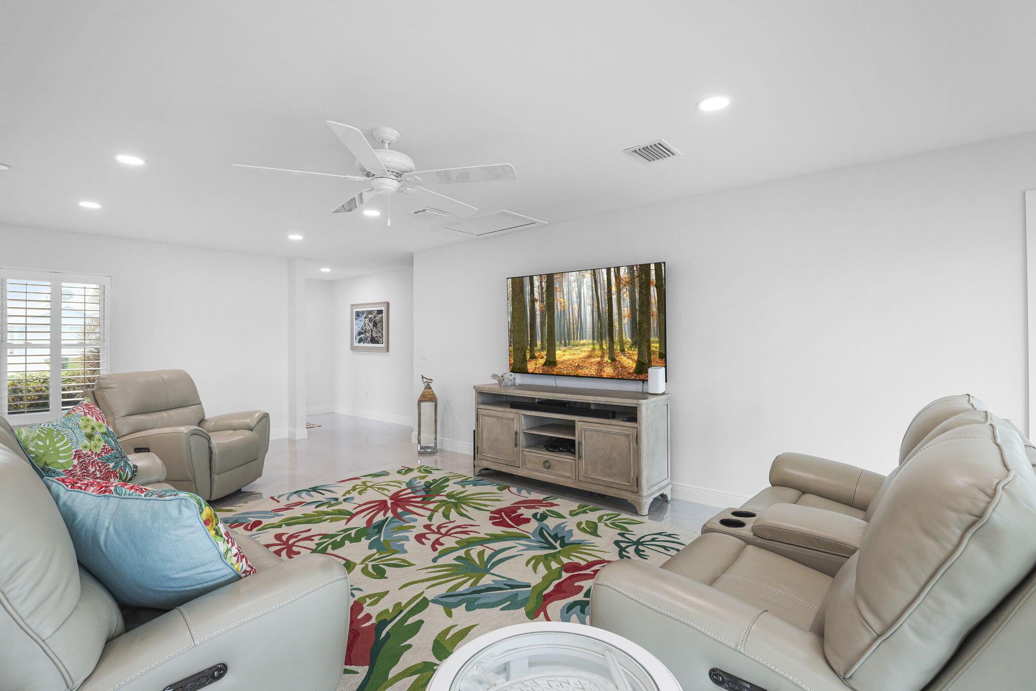 THUMB POINT SUBDIVISION - Residential