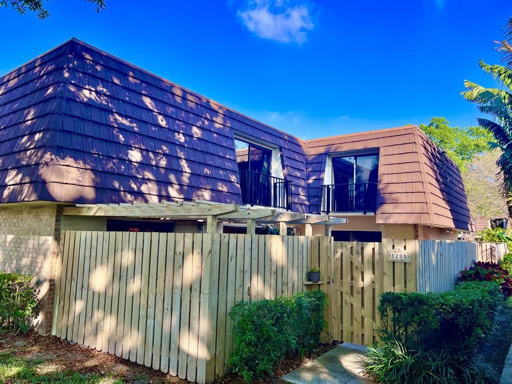 Photo of 1205 12th Lane, Palm Beach Gardens, FL 33418 (MLS # R10879169)