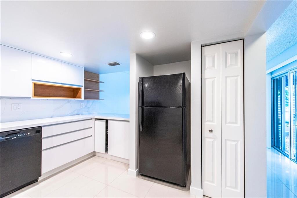 Arbor Courts - Residential Lease