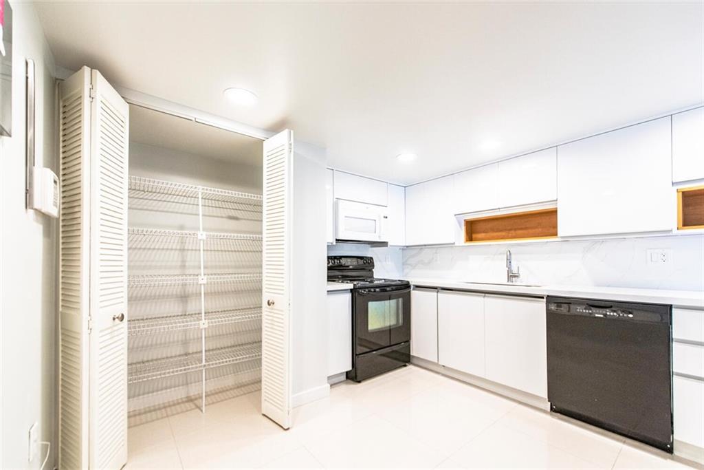 Arbor Courts - Residential Lease