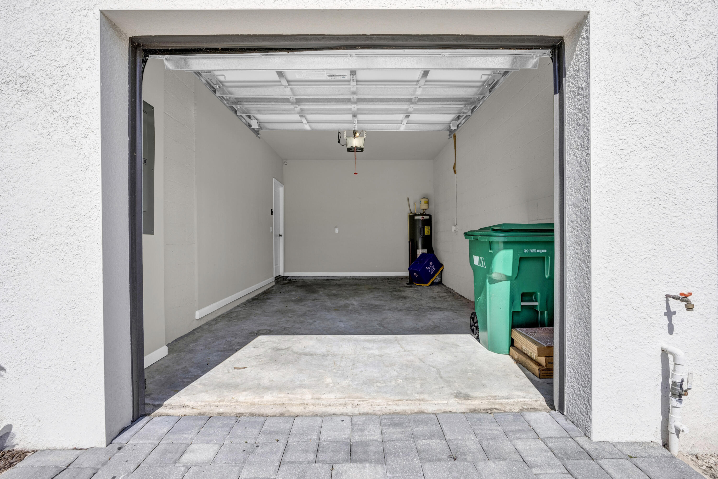 ENCLAVE AT MANGONIA PARK - Residential