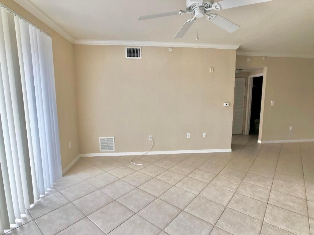 Photo of 6466 Emerald Dunes Drive #203, West Palm Beach, FL 33411 (MLS # R11143720)