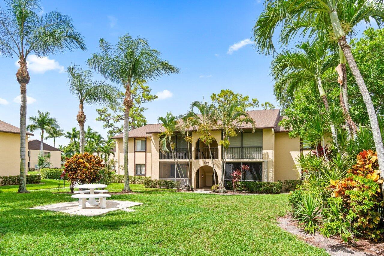 429 Pine Glen C2