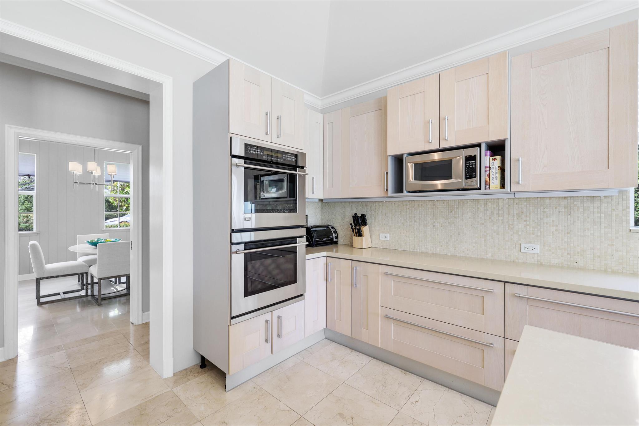 PAR CLUB CIRCLE - Residential