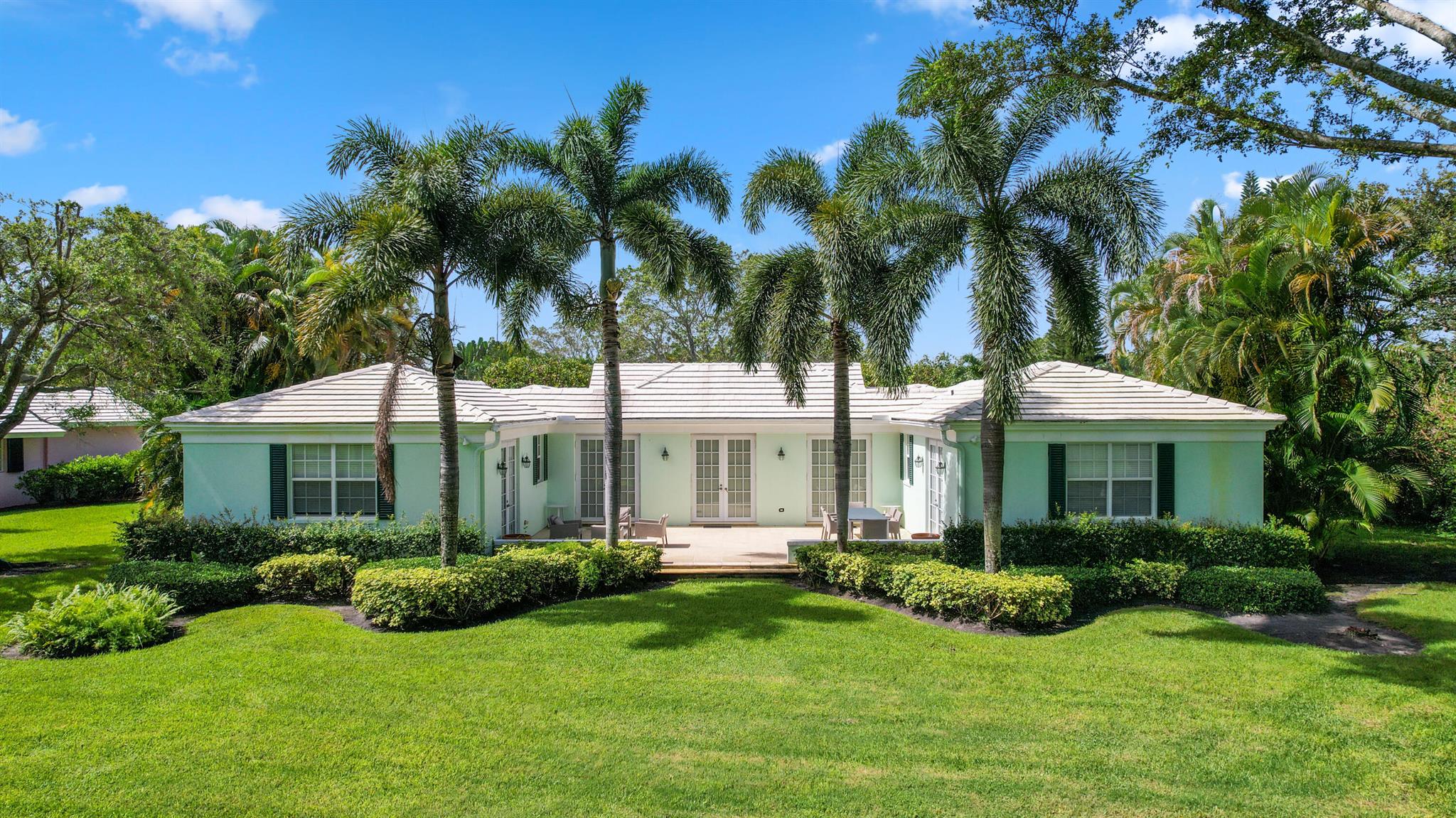 PAR CLUB CIRCLE - Residential