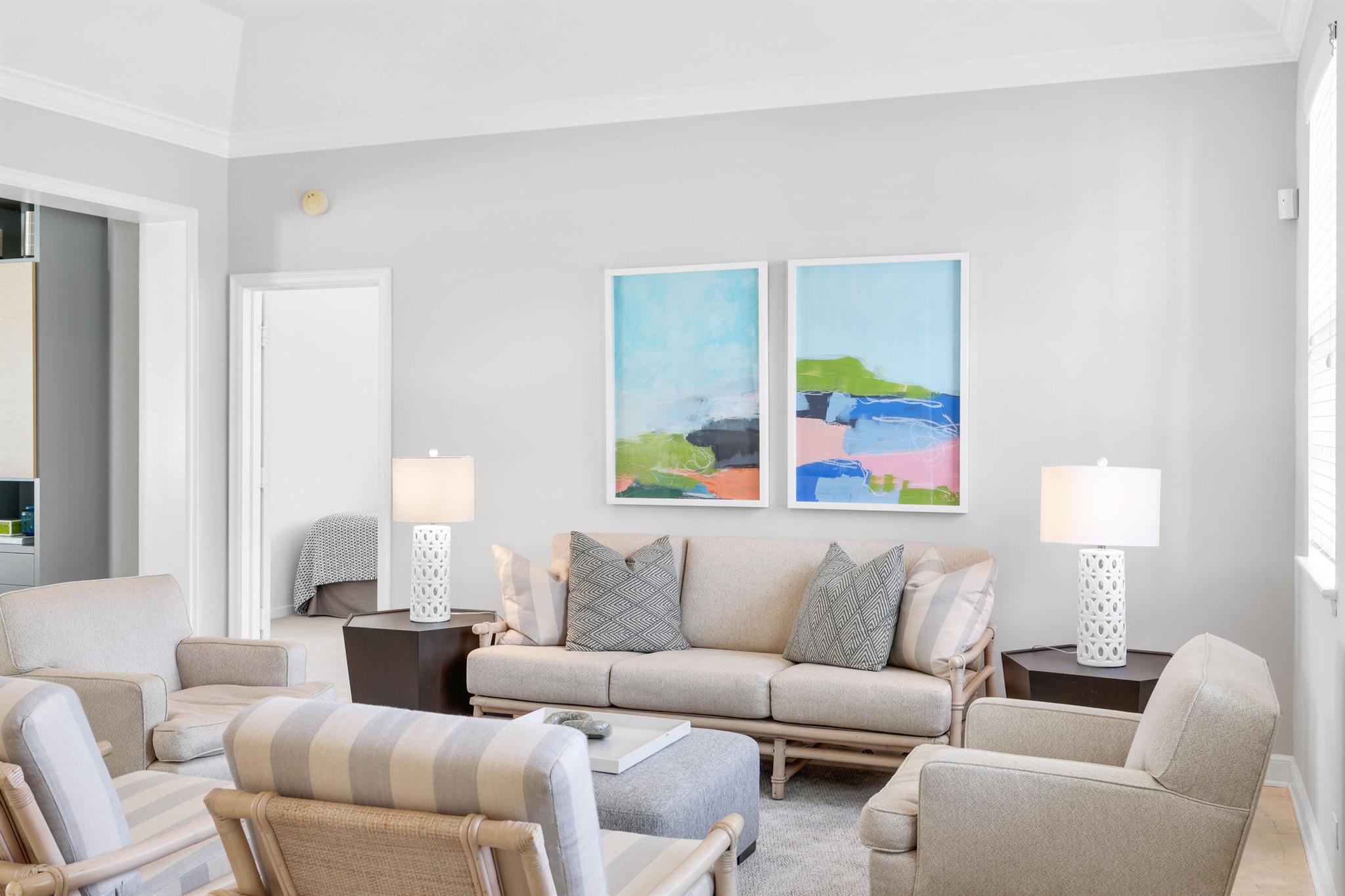 PAR CLUB CIRCLE - Residential