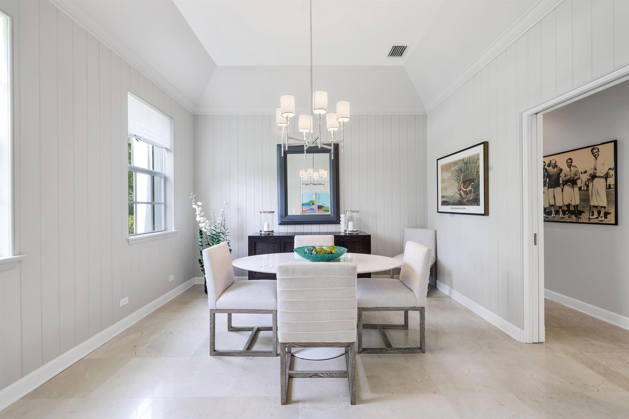 PAR CLUB CIRCLE - Residential