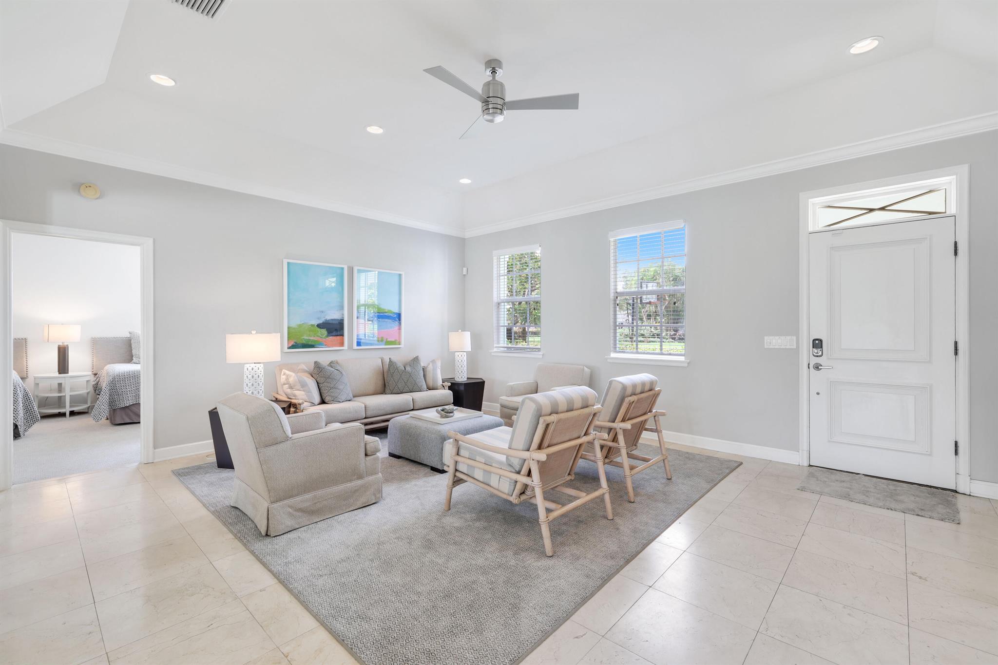 PAR CLUB CIRCLE - Residential