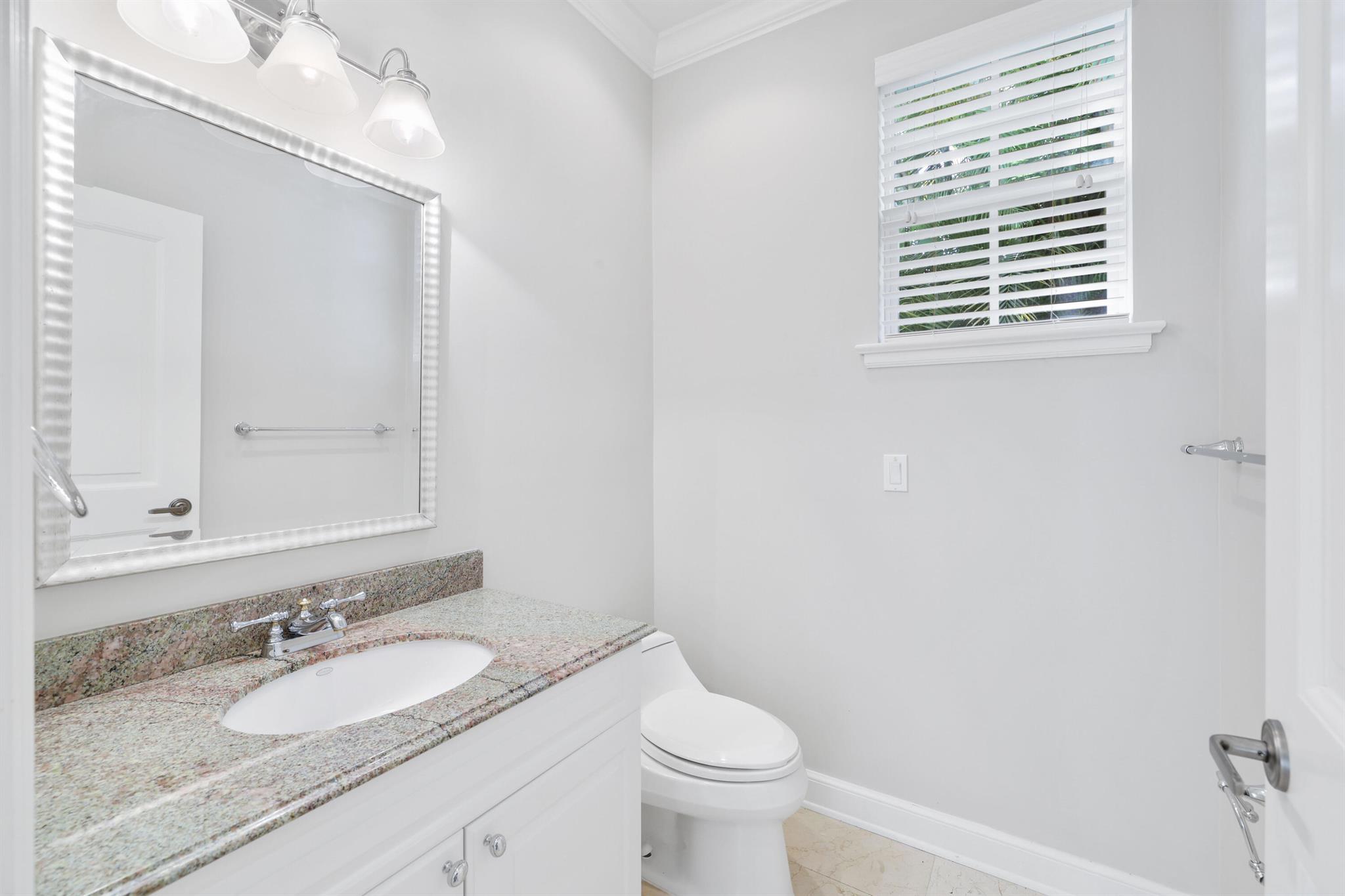 PAR CLUB CIRCLE - Residential