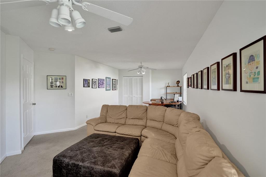 The Landings Of Parkland - Residential