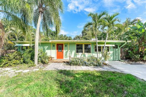Photo of 1395 NE Waveland Avenue E, Jensen Beach, FL 34957 (MLS # R11139343)