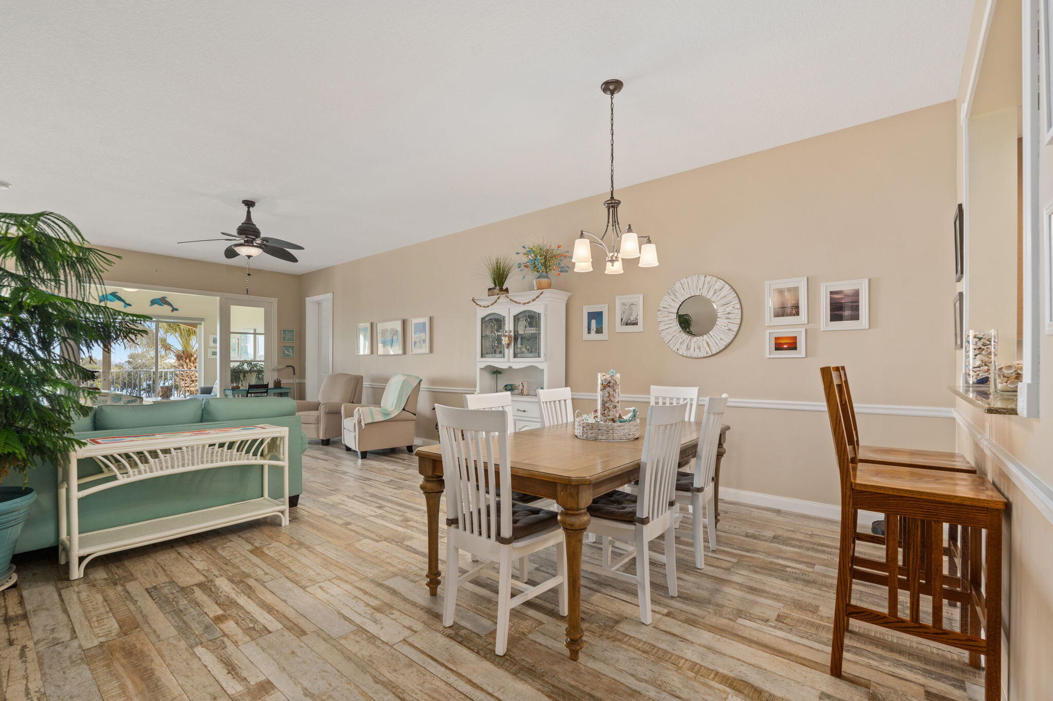 HARBOUR ISLE AT HUTCHINSON ISLAND WEST, A CONDOMIN - Residential