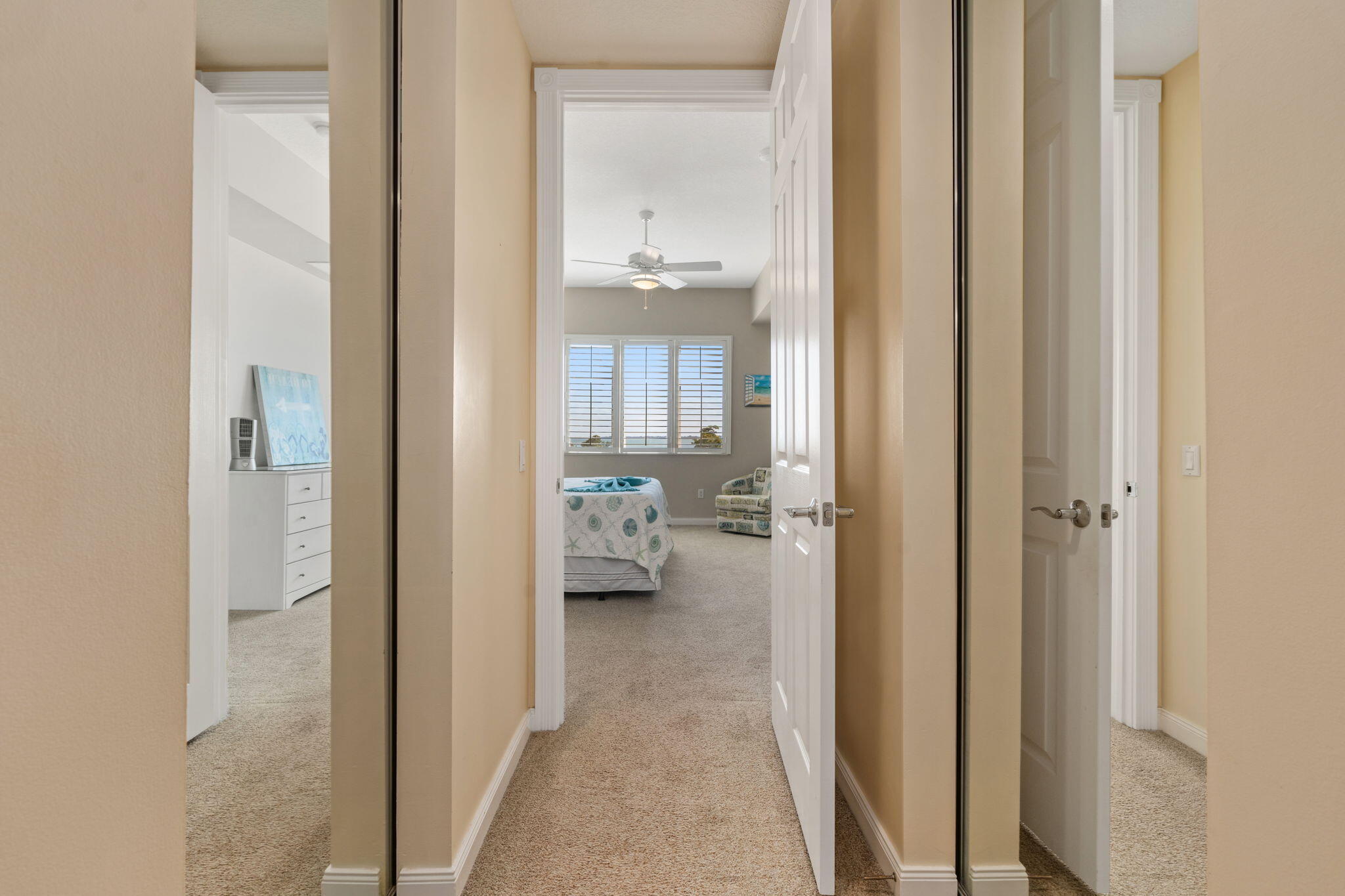 HARBOUR ISLE AT HUTCHINSON ISLAND WEST, A CONDOMIN - Residential