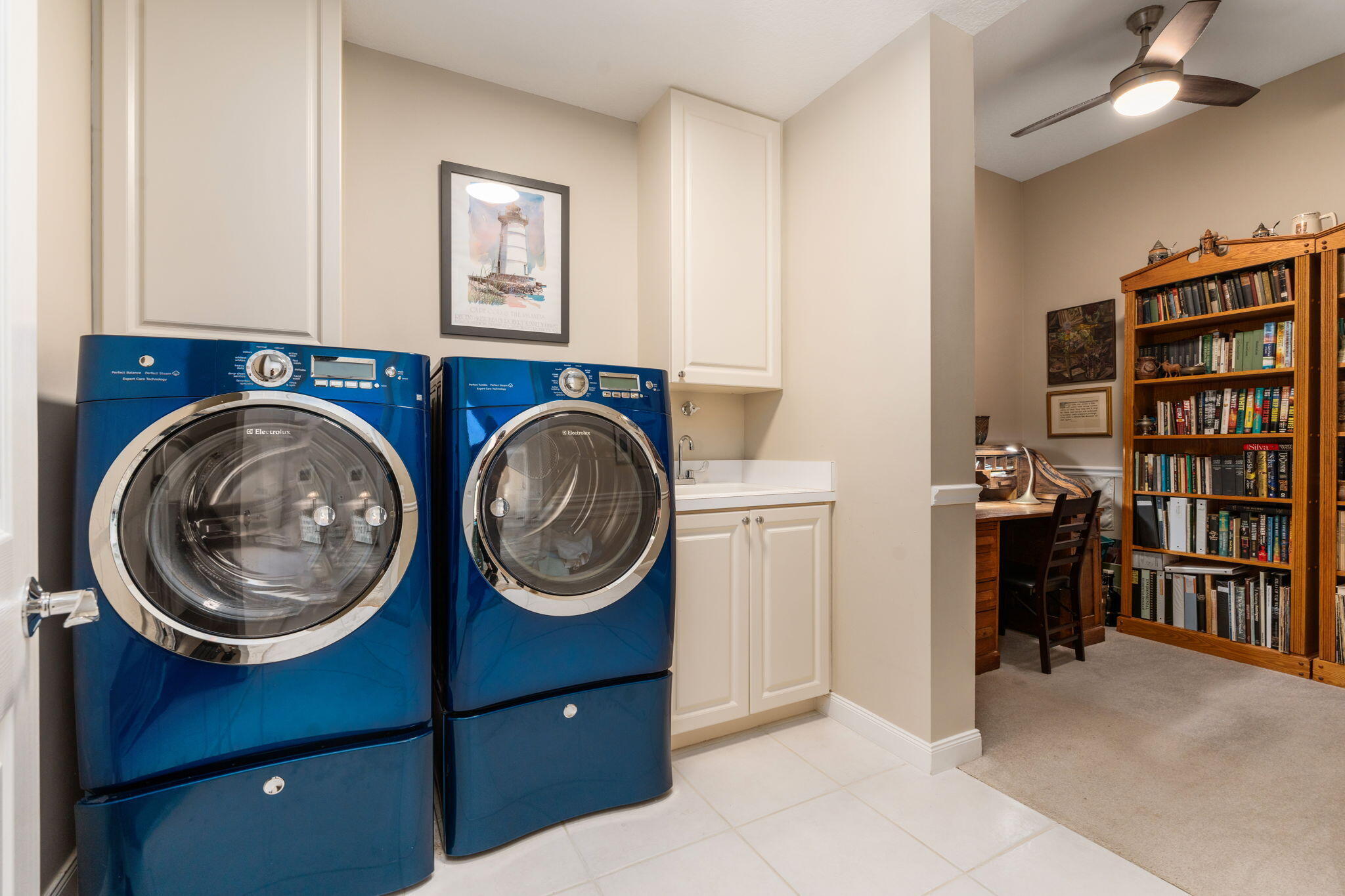 HARBOUR ISLE AT HUTCHINSON ISLAND WEST, A CONDOMIN - Residential