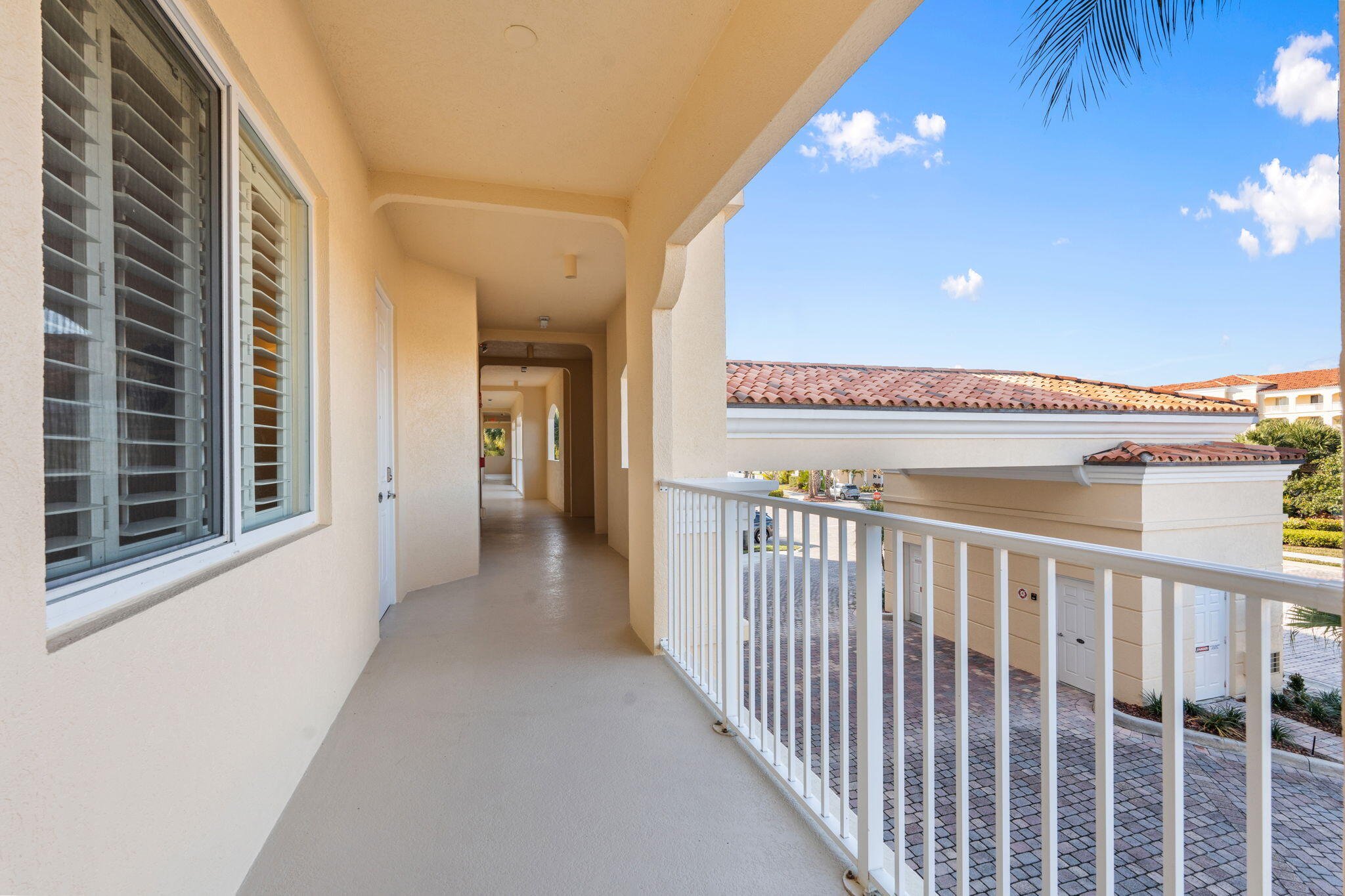 HARBOUR ISLE AT HUTCHINSON ISLAND WEST, A CONDOMIN - Residential