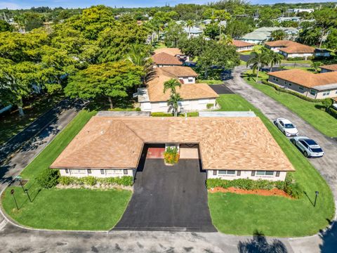 Tiny photo for 501 Sandpiper Circle, Delray Beach, FL 33445 (MLS # B26026221)
