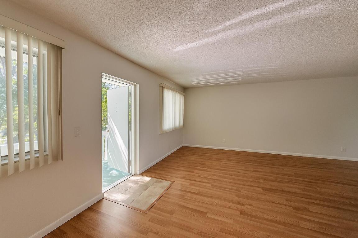 REGAL PALMS VICTORIA CONDO - Residential