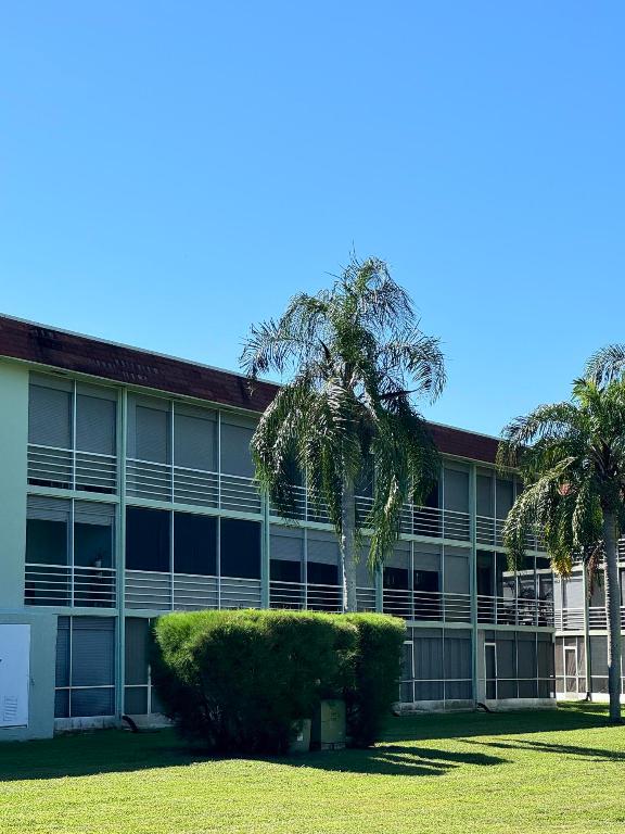 REGAL PALMS VICTORIA CONDO - Residential