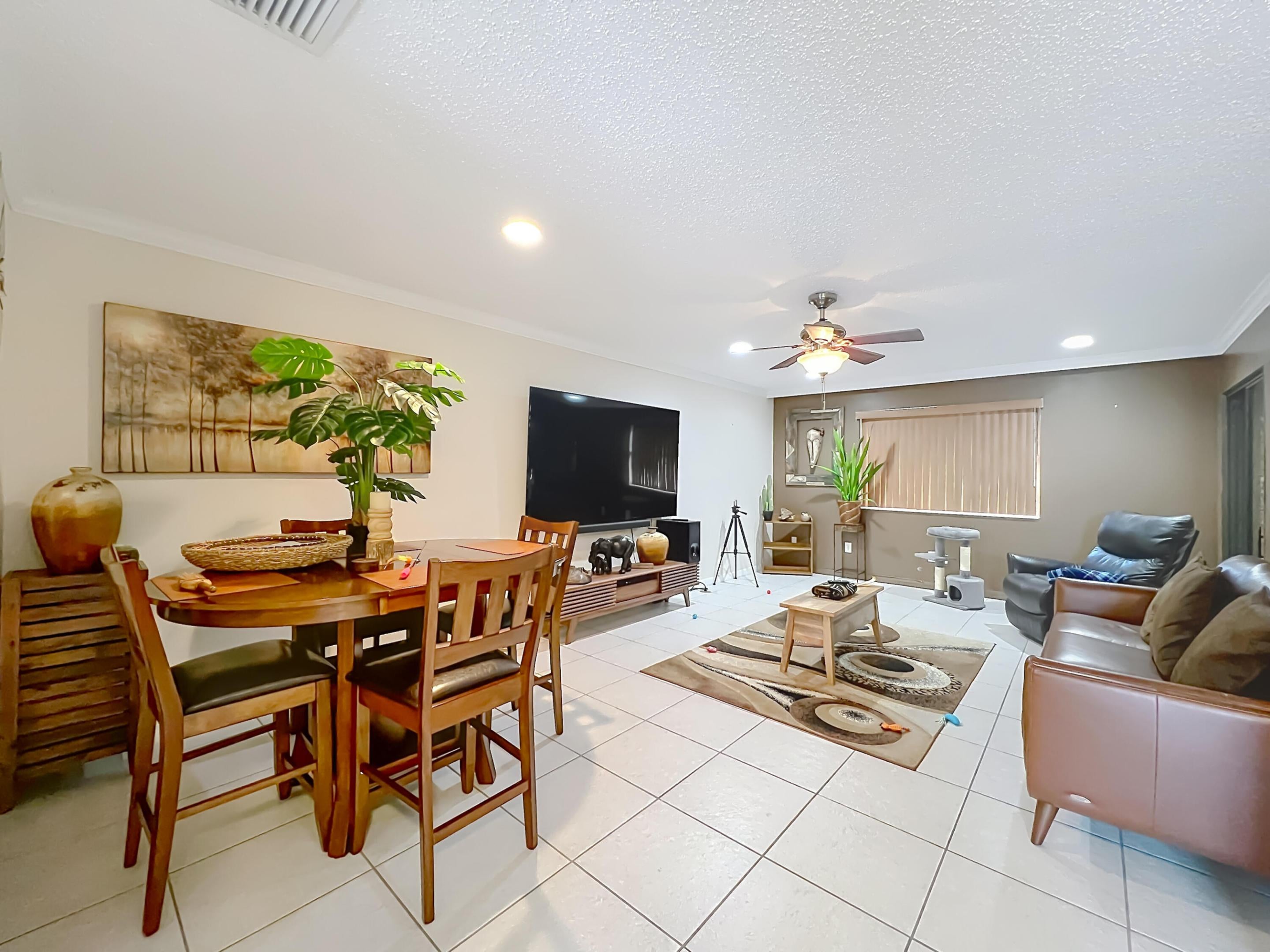 281 AMBER Court